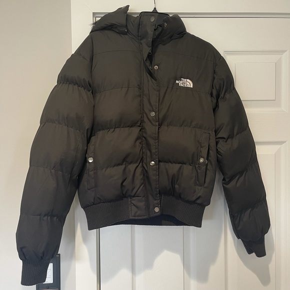 Women’s North Face Black Snow Jacket in TNF Black w/ Removable Hood Size XL🖤